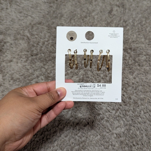 Time and Tru Gold Textured Hoop Earrings - Picture 2 of 2